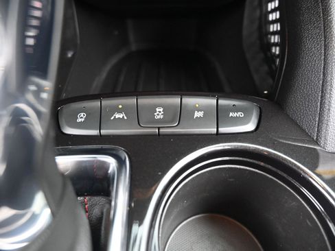 Used 2023 Chevrolet TrailBlazer RS AWD/4WD image 21