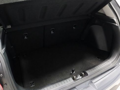 Used 2025 Hyundai Venue SEL FWD image 14
