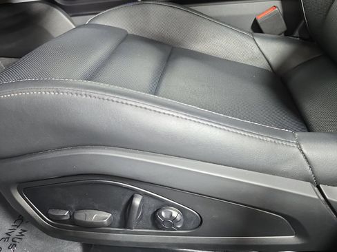 Certified 2023 Porsche Taycan RWD image 23