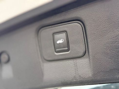 Used 2019 Nissan Murano Platinum FWD image 33