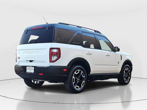 Used 2021 Ford Bronco Sport Outer Banks w/ Outer Banks Package (96D) AWD/4WD image 5