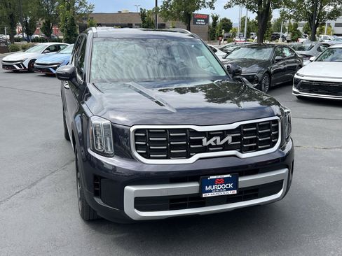 Used 2025 Kia Telluride S AWD/4WD image 4