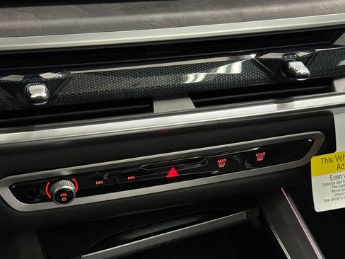 Used 2026 BMW X5 sDrive40i w/ Climate Comfort Package image 18