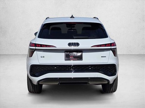 New 2026 Audi Q3 quattro 2.0T image 6