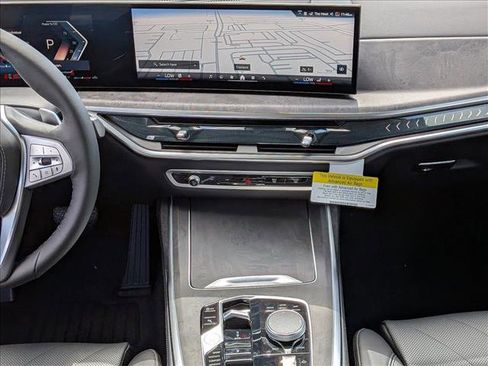 New 2026 BMW X7 xDrive40i image 11