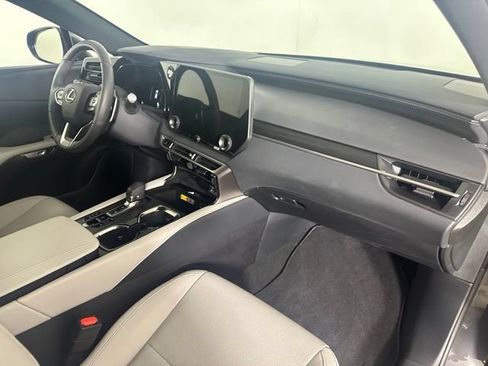Used 2025 Lexus RX 350 AWD image 27