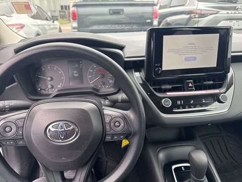 Used 2024 Toyota Corolla LE image 14