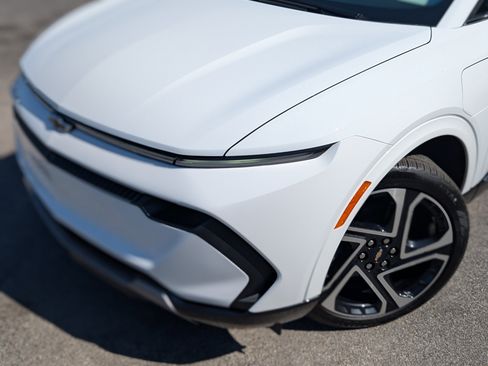 Used 2024 Chevrolet Equinox EV LT w/ LPO, Blackout Package image 13