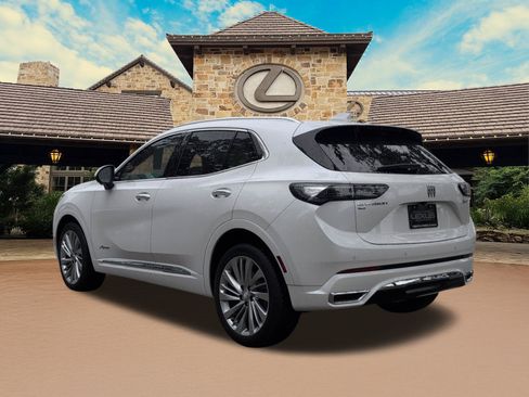 Used 2024 Buick Envision Avenir AWD/4WD image 4