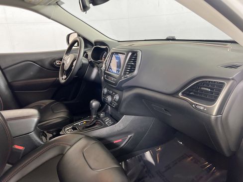 Used 2022 Jeep Cherokee Trailhawk image 27