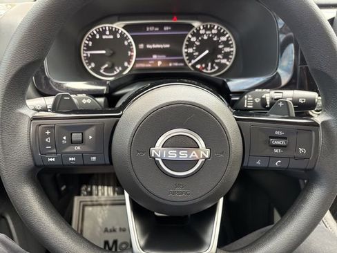 Used 2022 Nissan Pathfinder S image 40