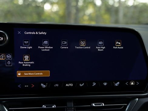 New 2026 Chevrolet Equinox EV LT w/ Comfort Package image 17