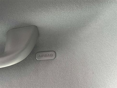 Used 2022 Ford Transit Connect XL image 27