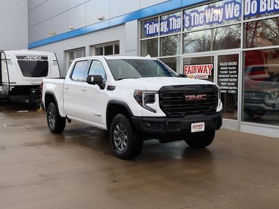 New 2026 GMC Sierra 1500 AT4X w/ LPO, Black Badging Package