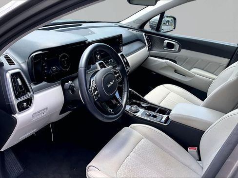 Used 2022 Kia Sorento SX Prestige AWD/4WD image 18