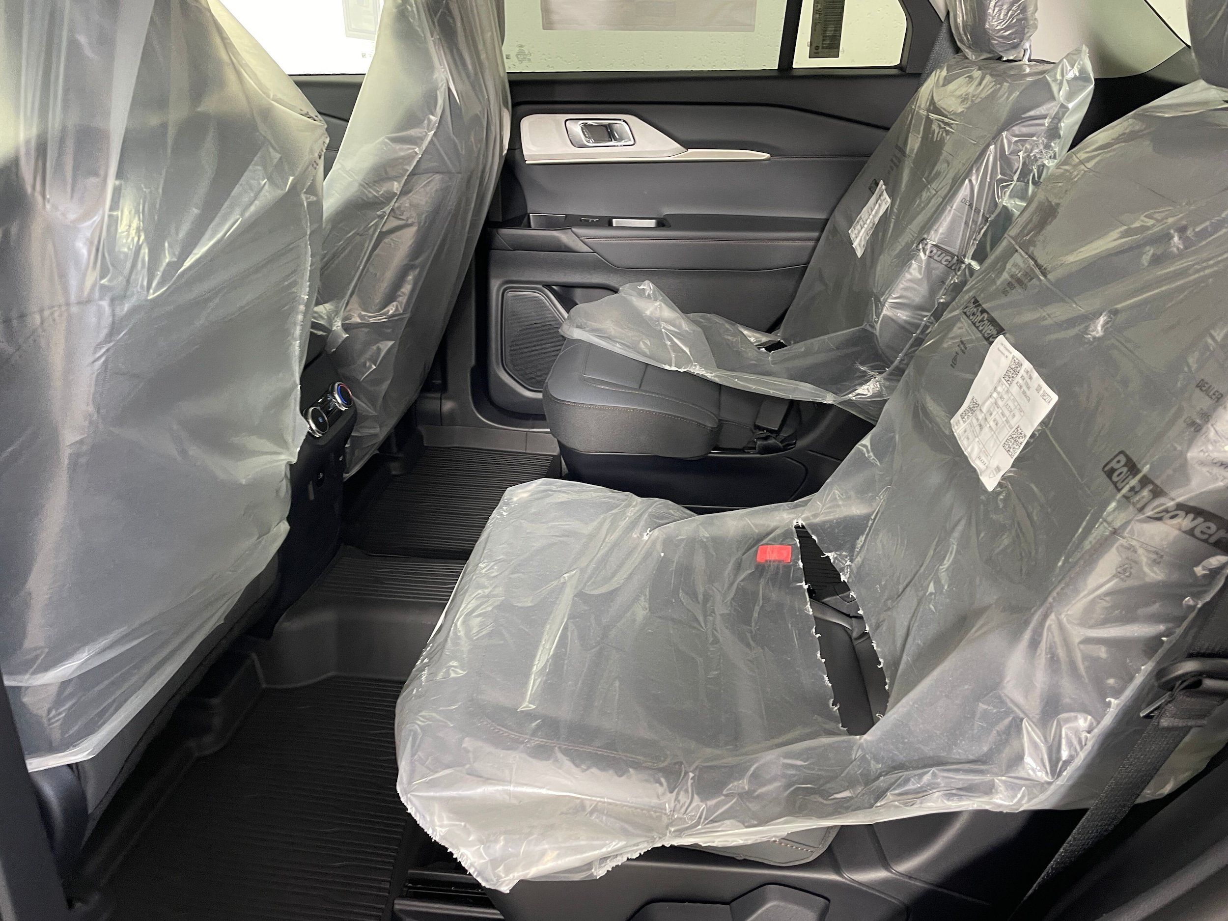 New 2026 Ford Explorer Active w/ Active Comfort Package AWD/4WD image 4