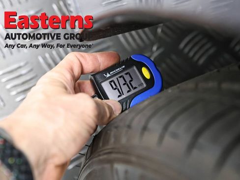 Used 2021 Lexus ES 350 w/ Premium Package image 28