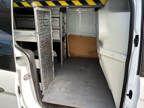 Used 2018 Ford Transit Connect XL FWD image 9