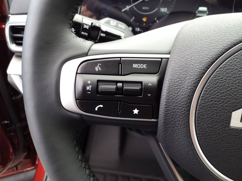 Used 2025 Kia Sportage X-Pro AWD/4WD image 20