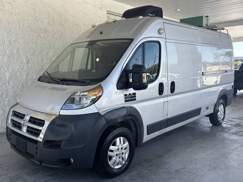 Used 2017 RAM ProMaster 2500 w/ Mopar Trailer Tow Group FWD image 5