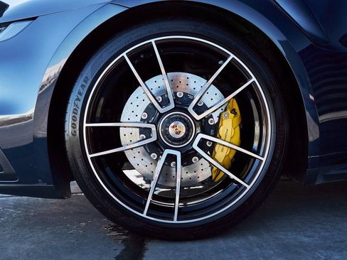 Used 2022 Porsche 911 Turbo S AWD/4WD image 18