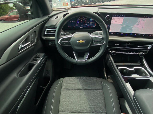 Used 2026 Chevrolet Traverse LT w/ Driver Confidence Package AWD/4WD image 27