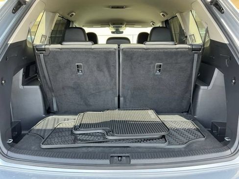 Certified 2025 Volkswagen Atlas SE AWD/4WD image 18