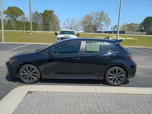 Used 2022 Toyota Corolla XSE image 2