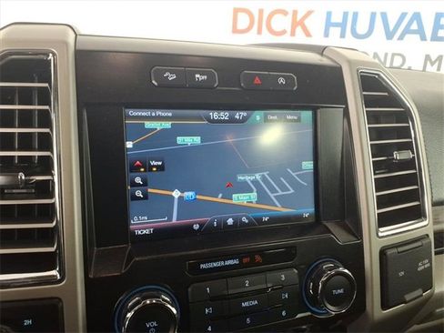 Used 2015 Ford F150 Lariat image 17