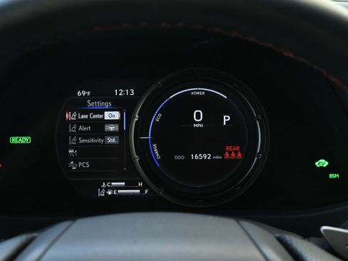 Used 2023 Lexus UX 250h F Sport FWD image 15