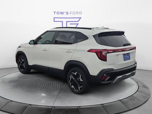 Used 2024 Kia Seltos EX AWD/4WD image 4