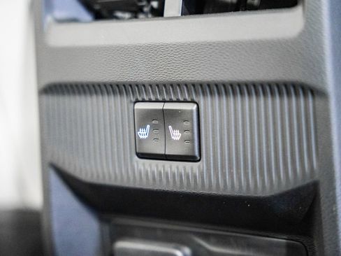 New 2026 Jeep Cherokee Overland image 35