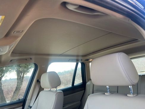 Used 2011 BMW X3 xDrive28i image 8