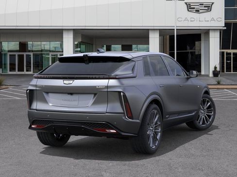 New 2026 Cadillac Lyriq V w/ LPO, Floor Liner Package AWD/4WD image 4