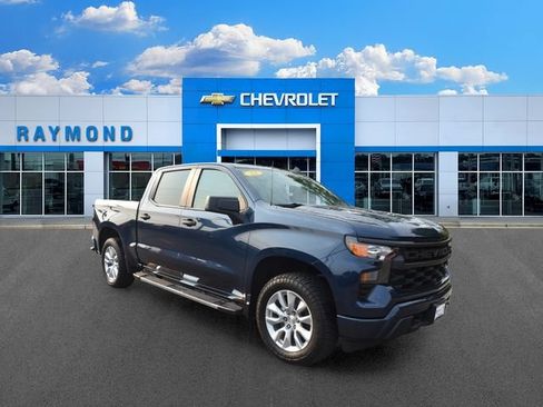 Certified 2022 Chevrolet Silverado 1500 Custom AWD/4WD image 10