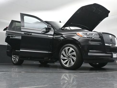 Certified 2023 Lincoln Navigator Reserve AWD/4WD image 56