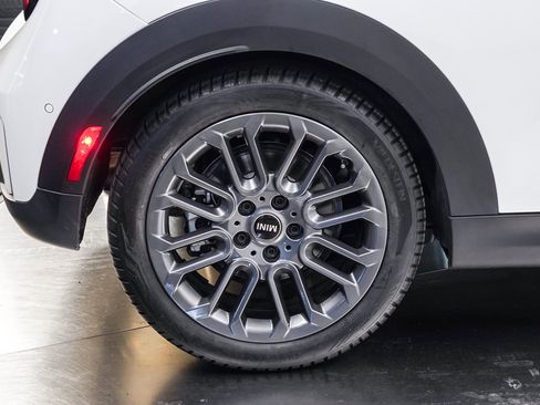 Used 2026 MINI Cooper S FWD image 11