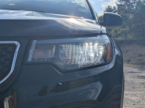 Used 2024 Jeep Compass Latitude AWD/4WD image 9