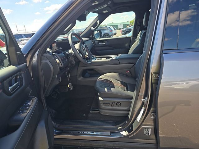 Used 2026 Nissan Armada PRO-4X AWD/4WD image 10