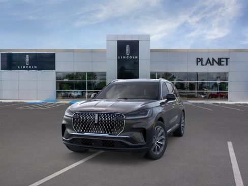 New 2026 Lincoln Aviator Reserve w/ Luxury Package RWD image 2