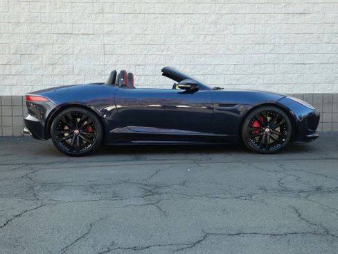 Used 2016 Jaguar F-TYPE R image 21