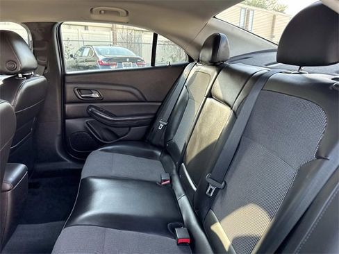 Used 2015 Chevrolet Malibu LT w/ Power Convenience Package image 15