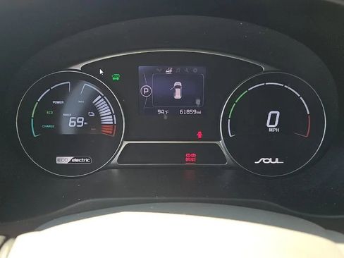 Used 2017 Kia Soul EV-e image 11