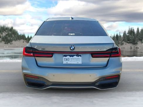 Used 2022 BMW 750i xDrive 750i xDrive Sedan 4D image 6
