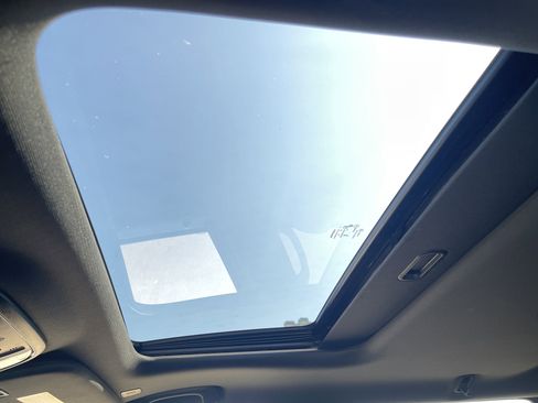 Used 2024 Dodge Durango GT image 35