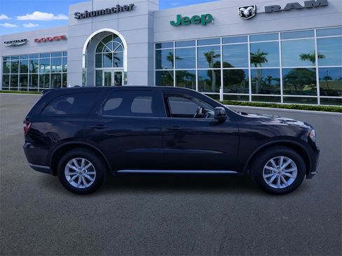 Used 2019 Dodge Durango SXT w/ 3rd Row Seating Group image 8