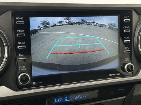 Used 2023 Toyota Tacoma TRD Off-Road image 19