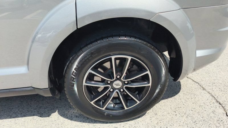 Used 2018 Dodge Journey SE w/ Blacktop Package FWD image 20