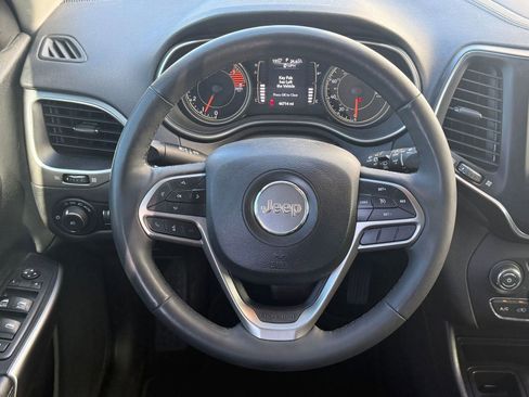 Used 2021 Jeep Cherokee Latitude Lux w/ Sun & Sound Group image 16