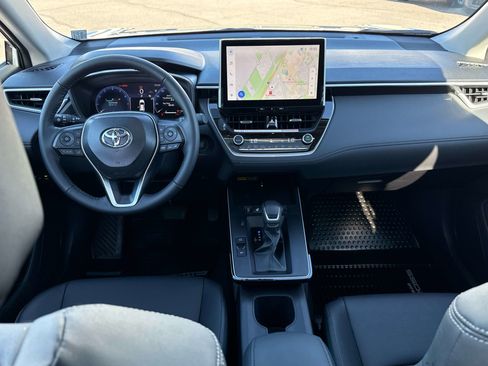 Used 2026 Toyota Corolla Cross XLE w/ Convenience Package image 14